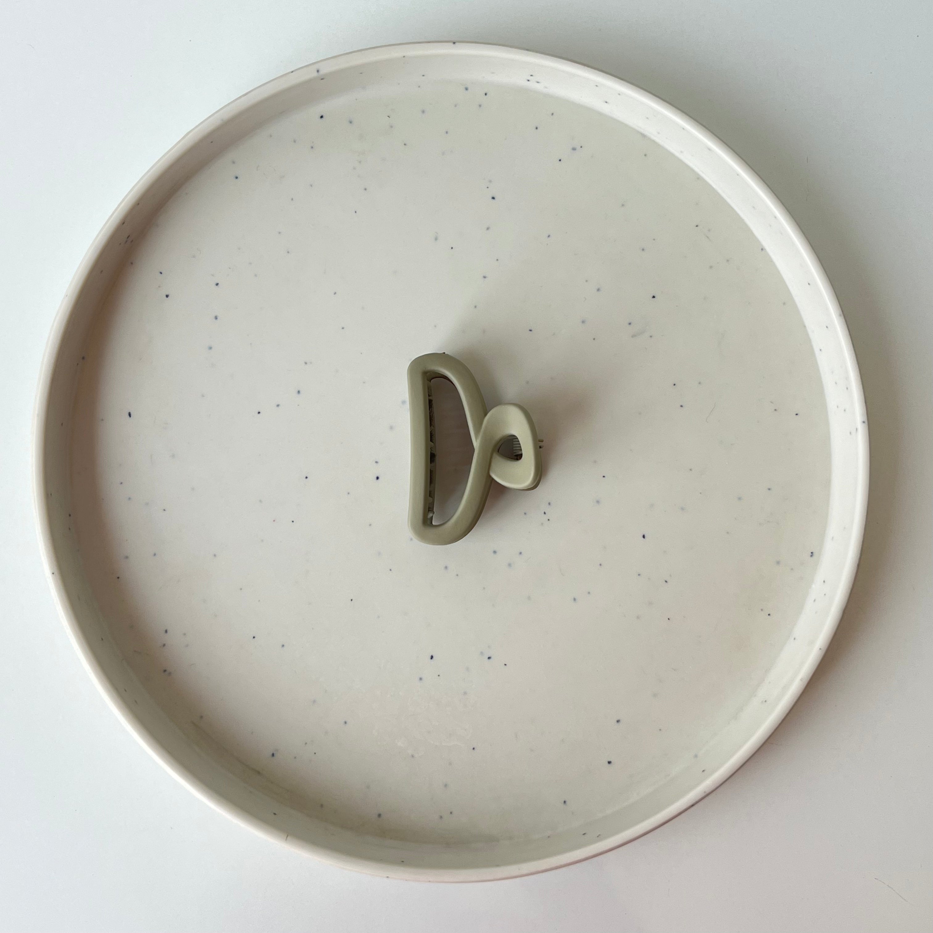 Matte Loop – Small Hair Claw